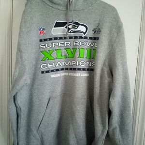 NFL sweatshirt xl